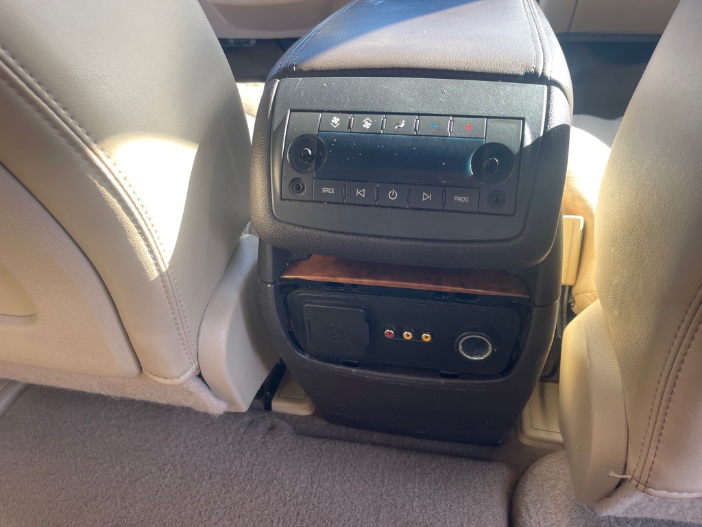 2010 Buick Enclave Image 14