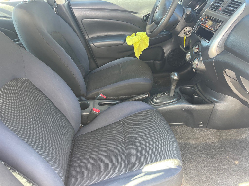 2012 Nissan Versa Image 11