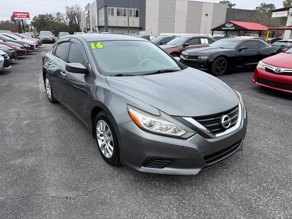 2016 Nissan Altima Image 2