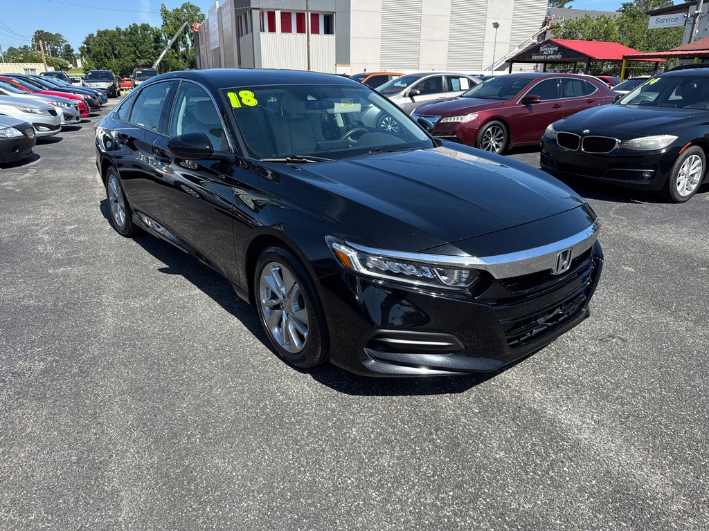 2018 Honda Accord Image 2