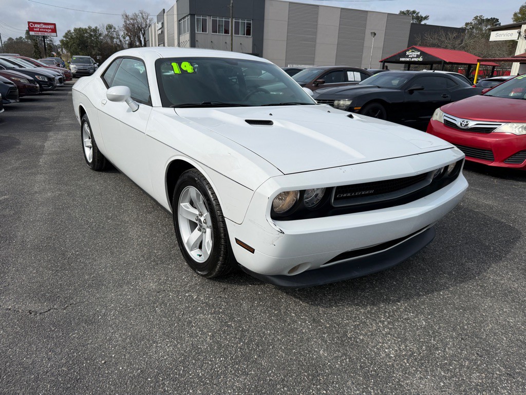 2014 Dodge Challenger Image 2