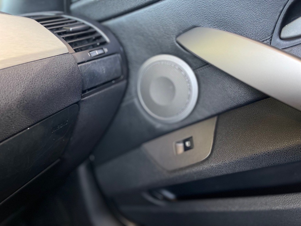 2003 BMW Z4 Image 37