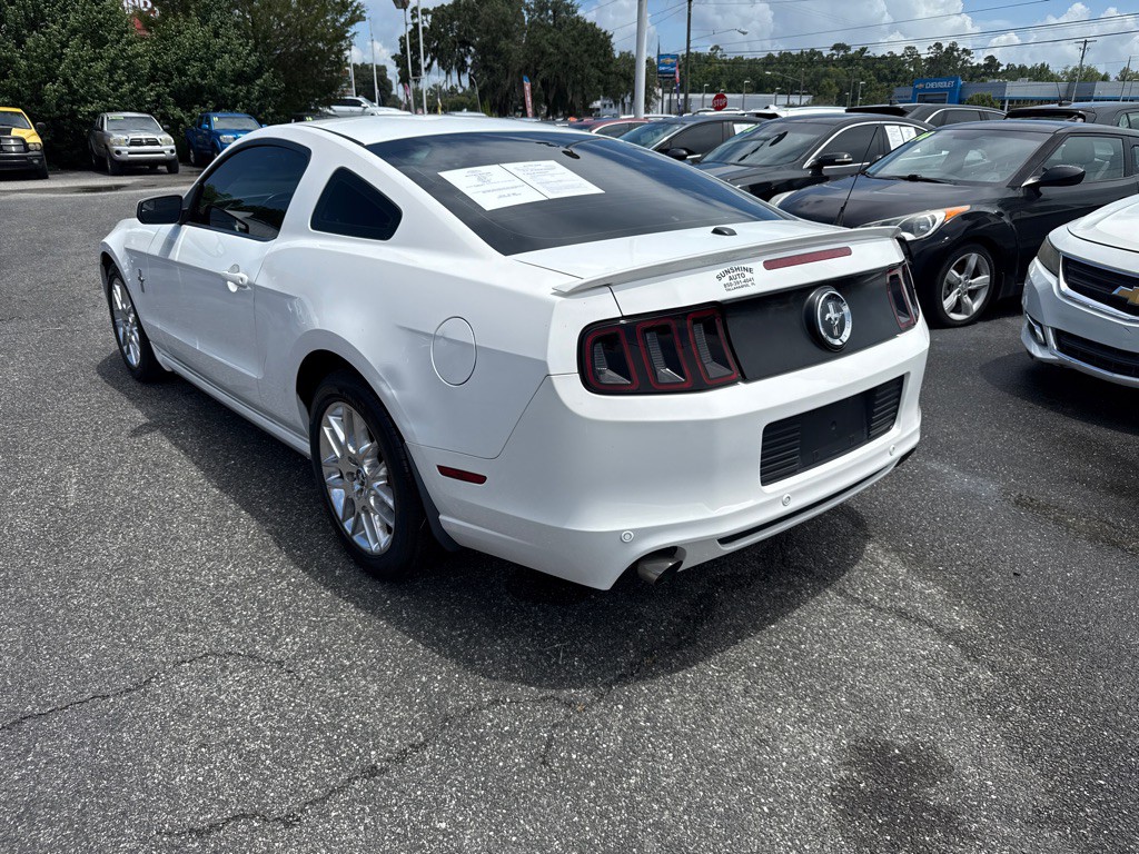 2013 Ford Mustang Image 4