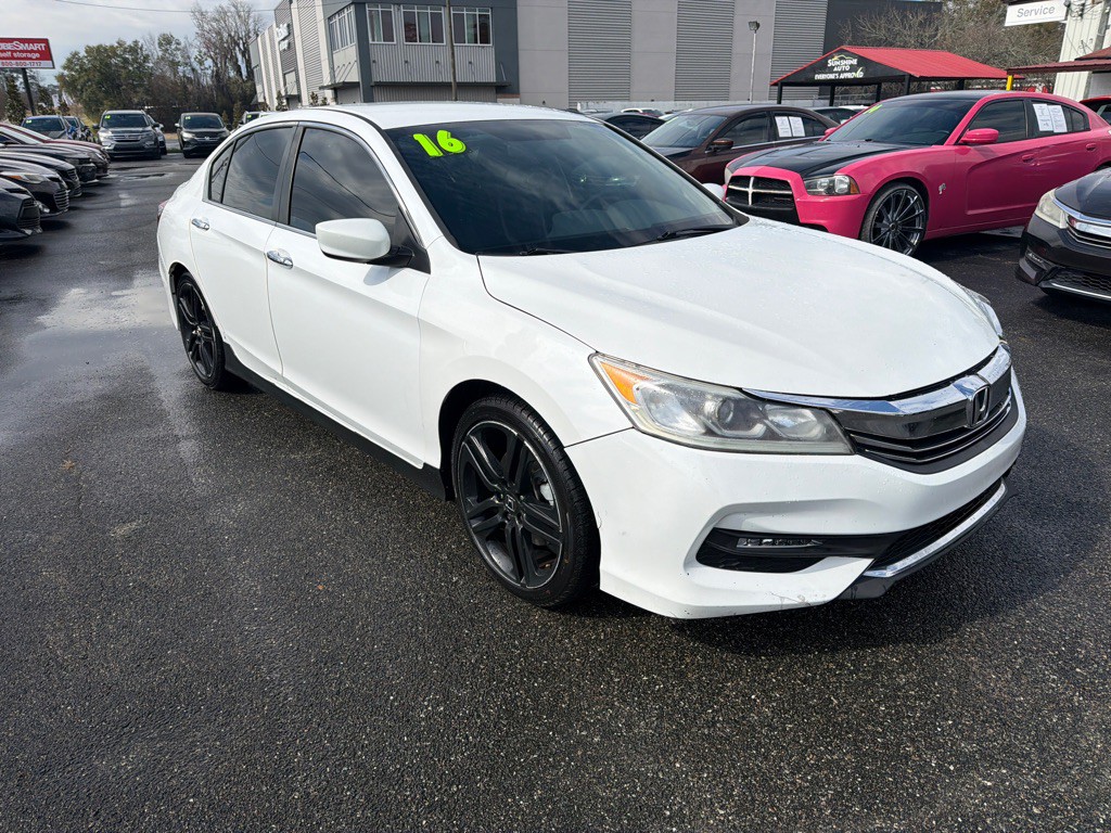 2016 Honda Accord Image 2
