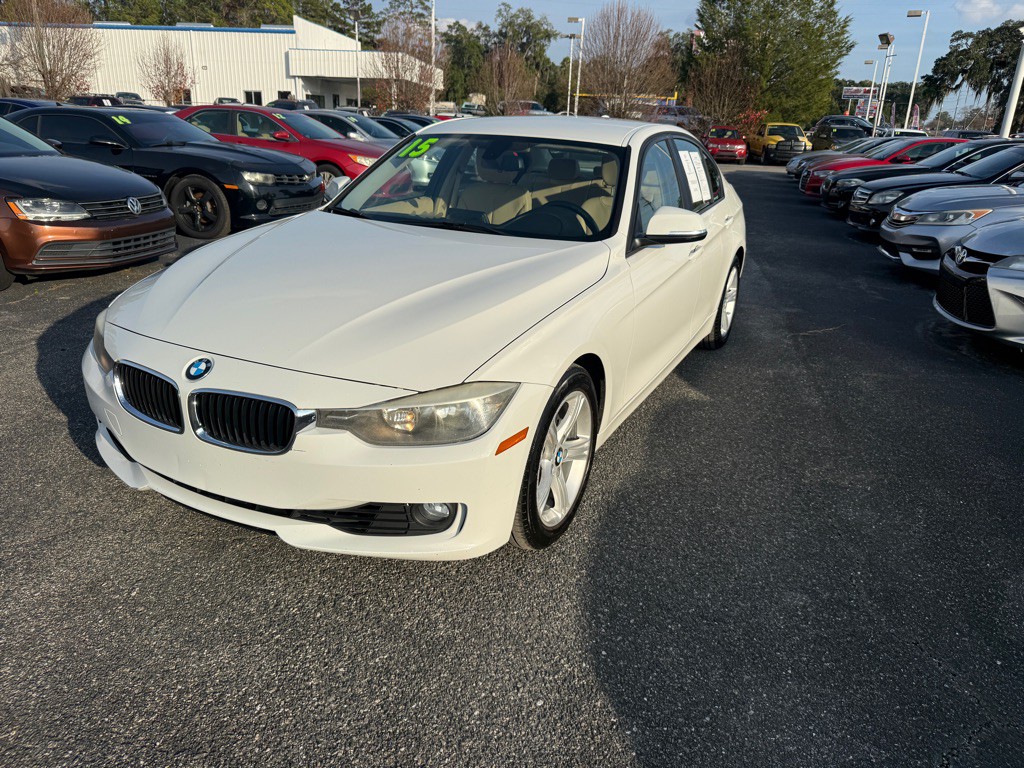 2015 BMW 3 Series Image 4