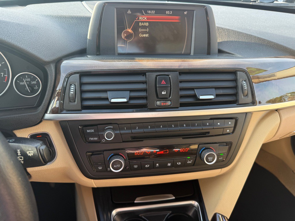 2015 BMW 3 Series Image 8