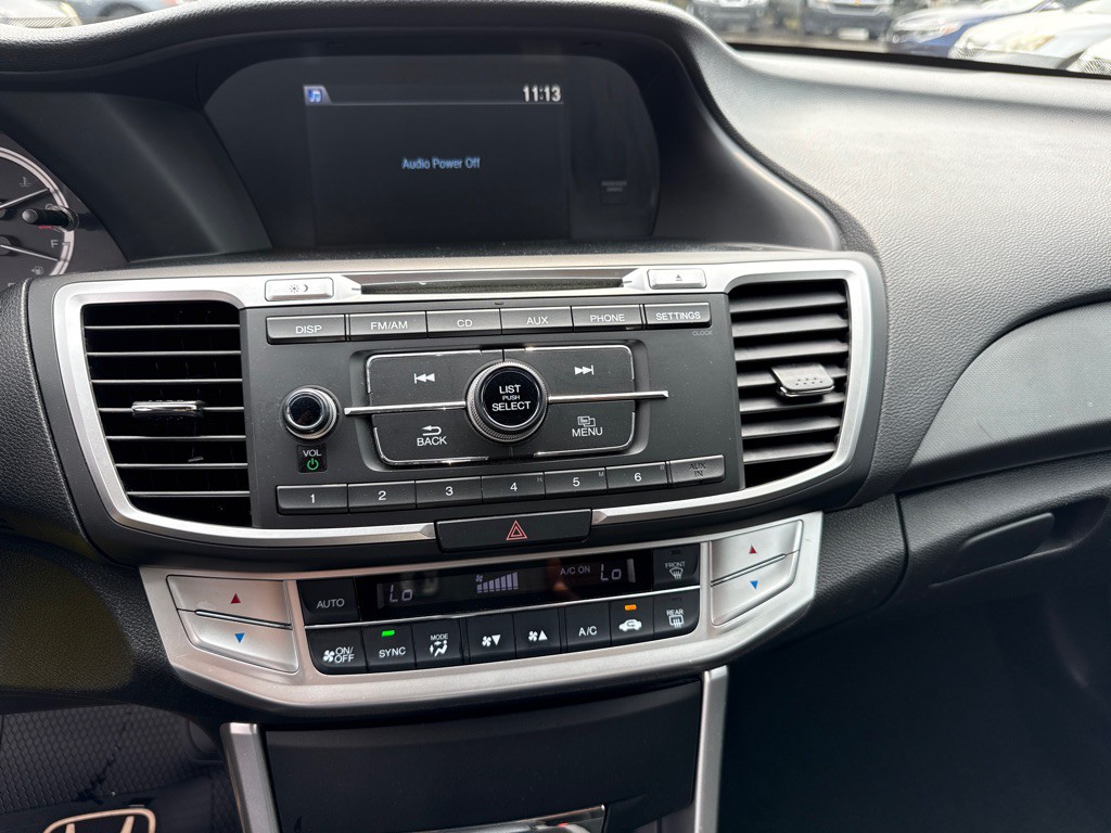 2013 Honda Accord Image 11