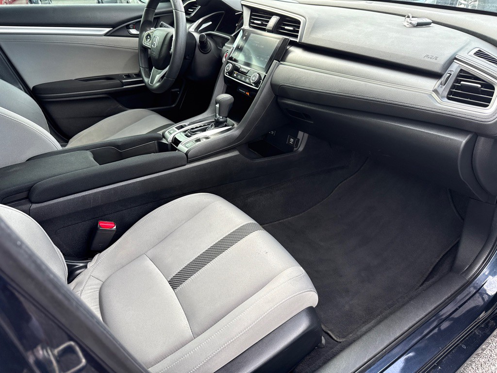 2018 Honda Civic Image 7