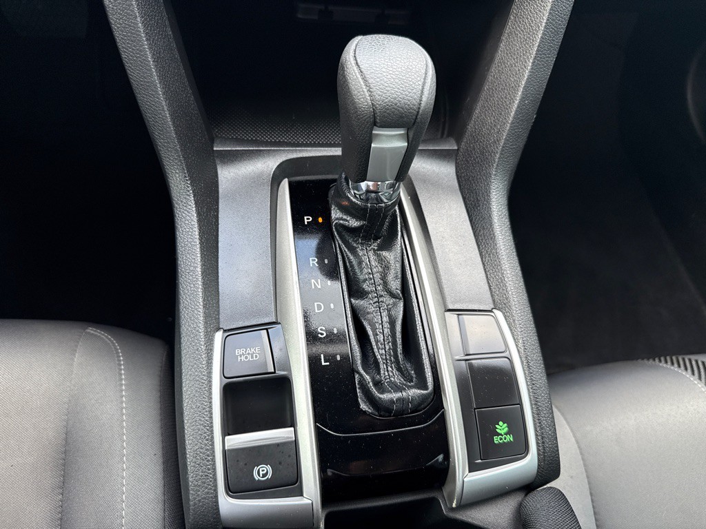 2018 Honda Civic Image 11