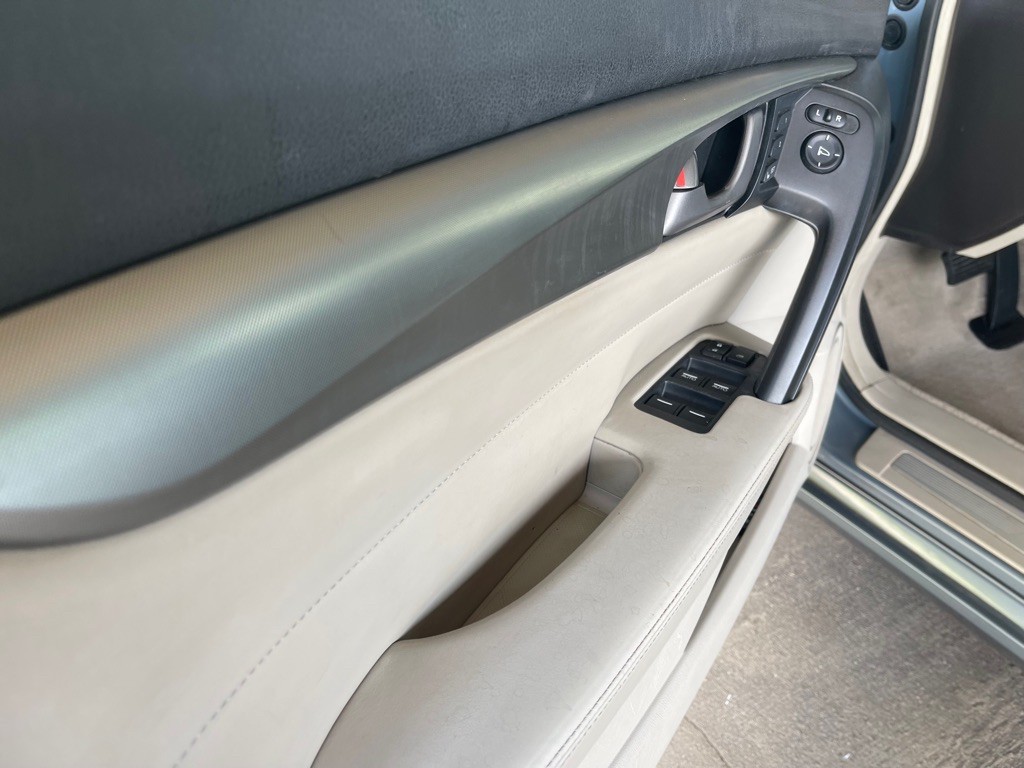 2010 Acura TL Image 12