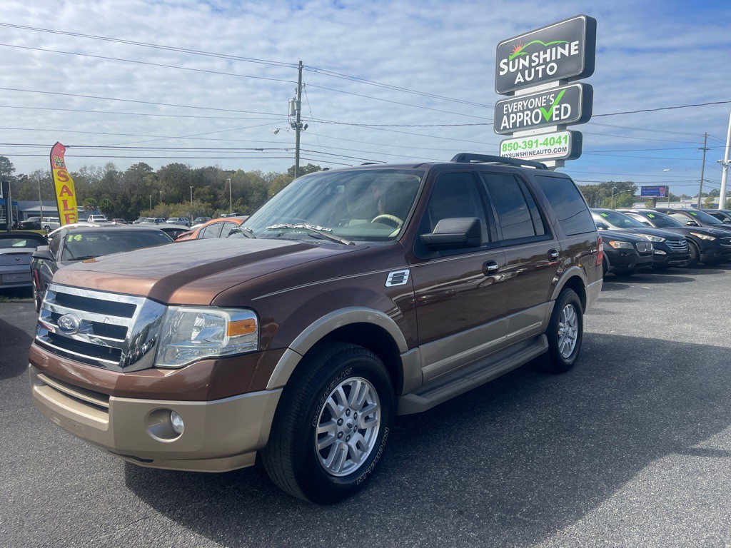 2011 Ford Expedition Image 1