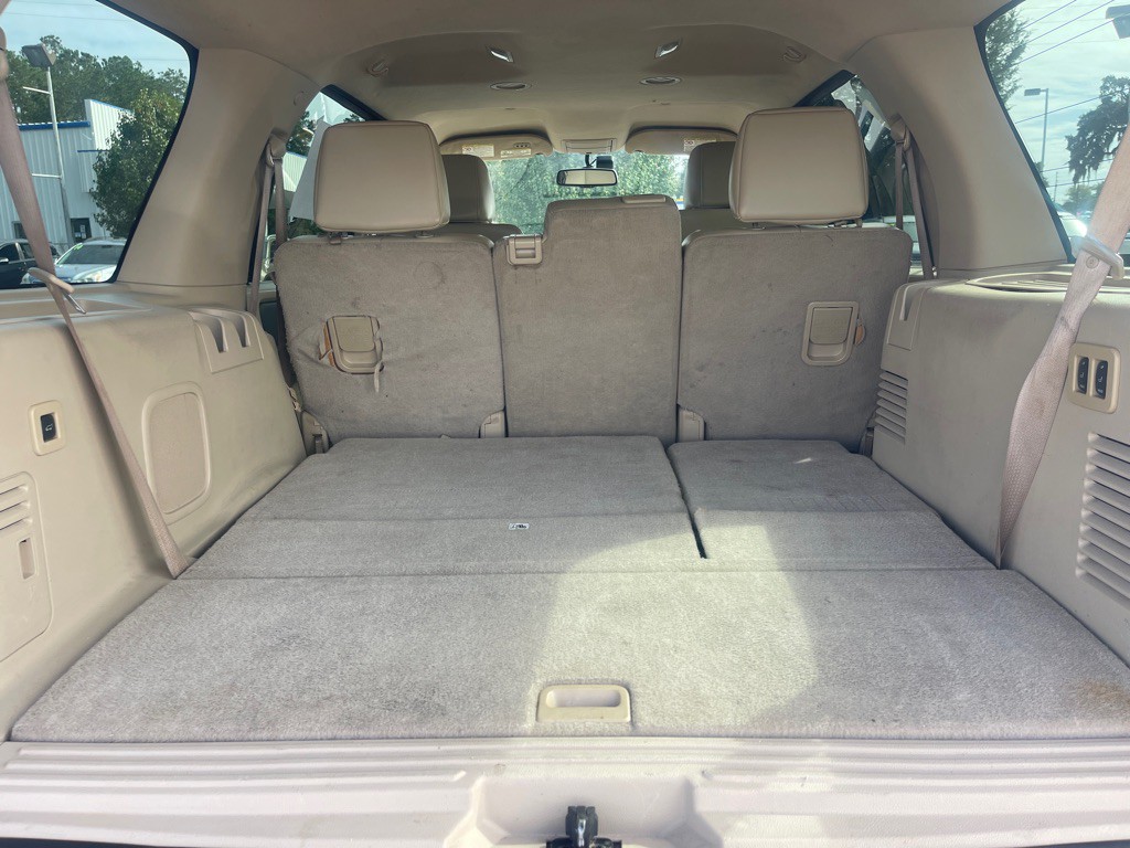 2011 Ford Expedition Image 9