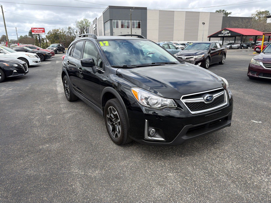 2017 Subaru Crosstrek Image 2