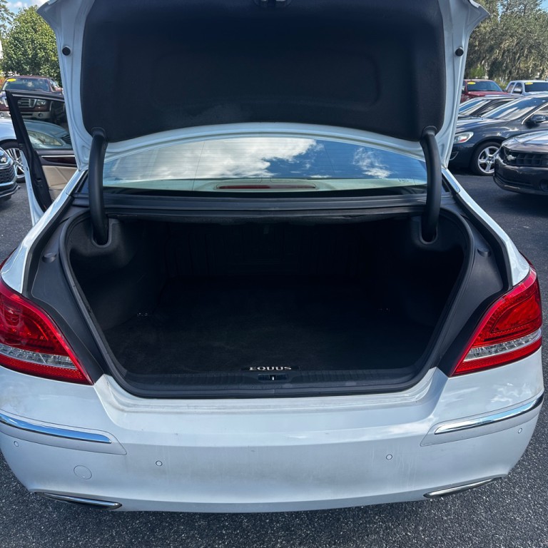 2012 Hyundai Equus Image 12