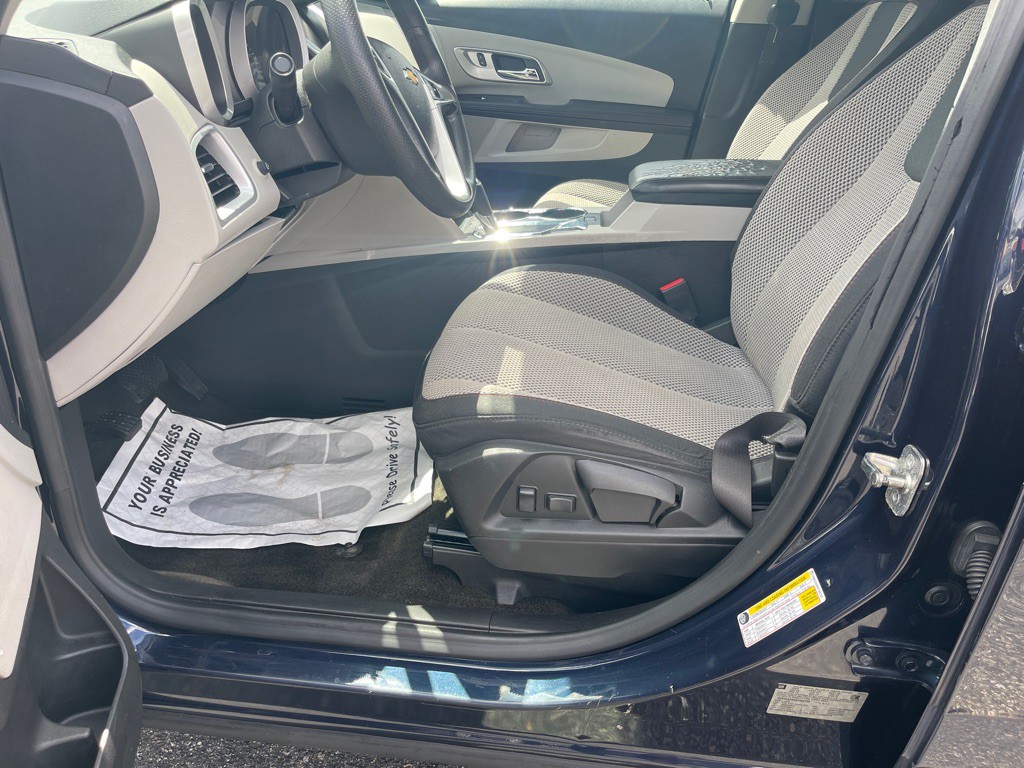 2017 Chevrolet Equinox Image 8