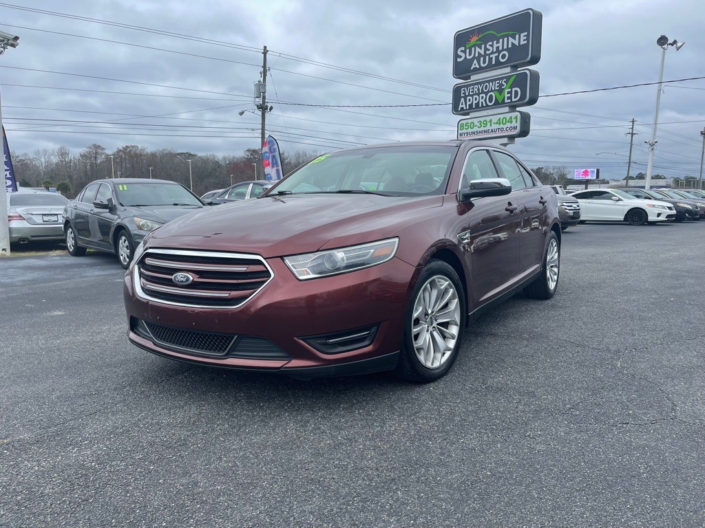2015 Ford Taurus Image 1