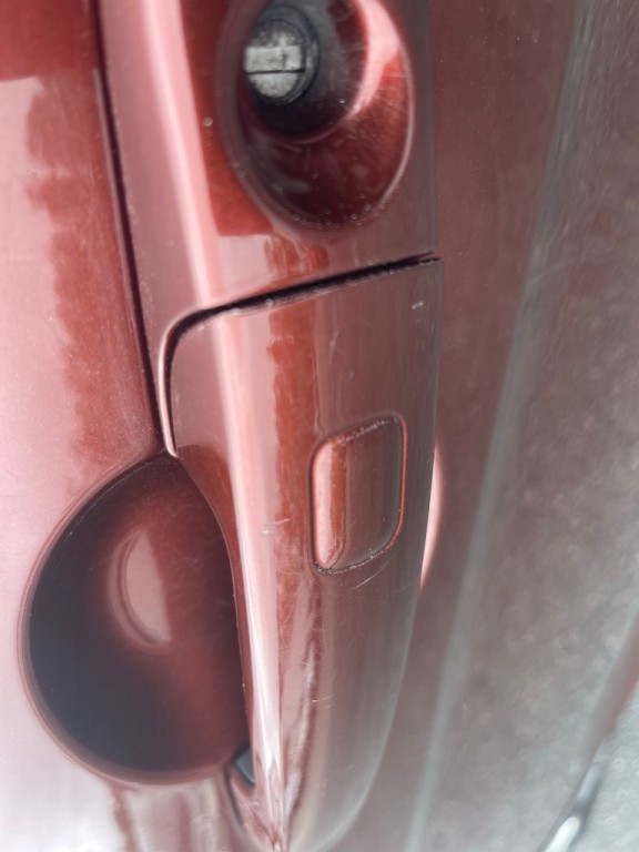 2015 Ford Taurus Image 2