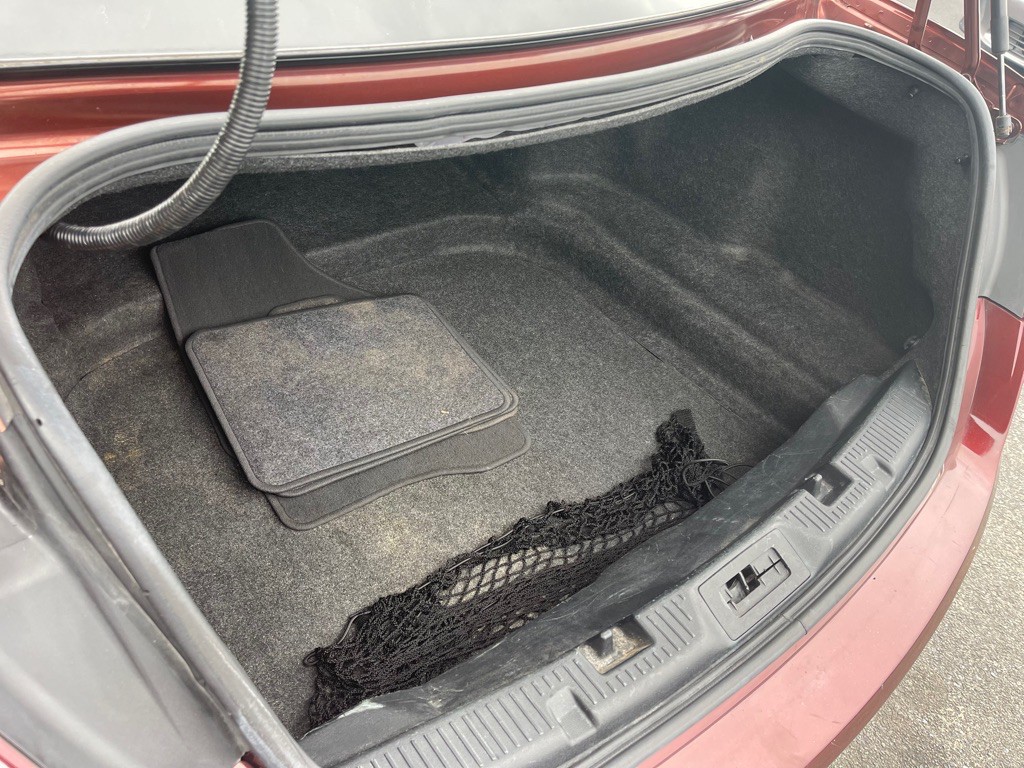 2015 Ford Taurus Image 17