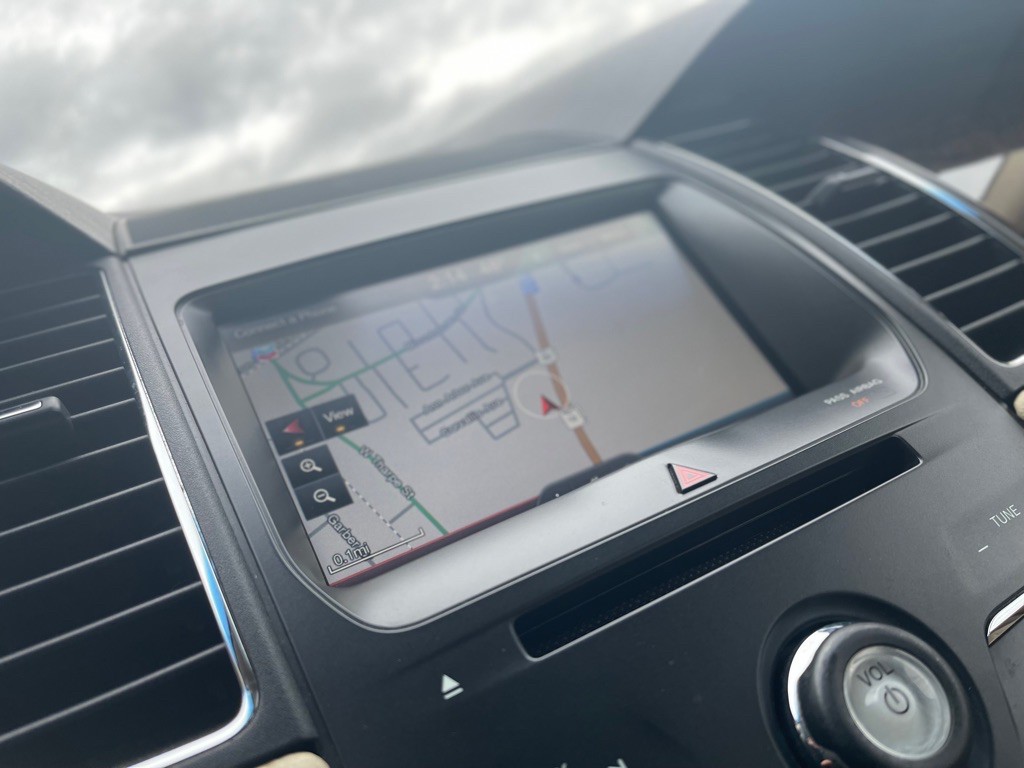 2015 Ford Taurus Image 18