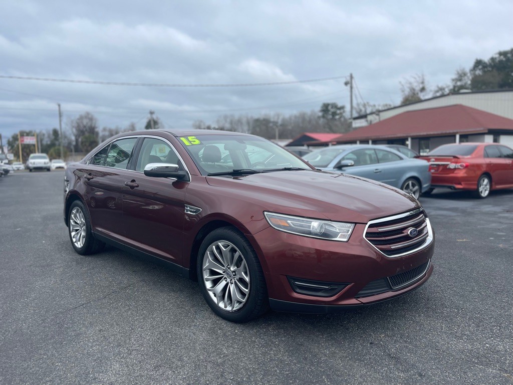 2015 Ford Taurus Image 39