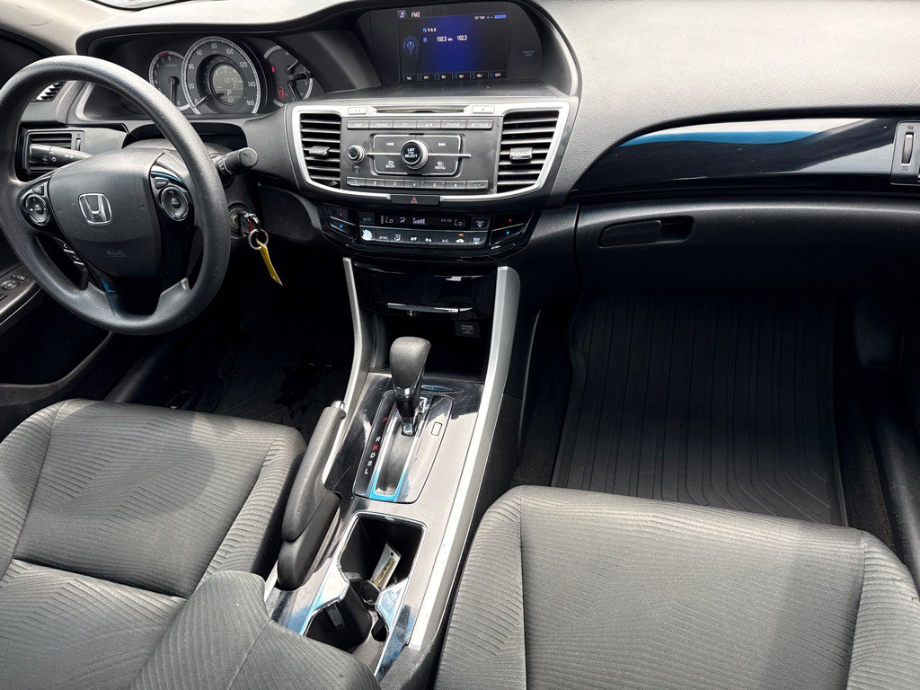 2016 Honda Accord Image 9