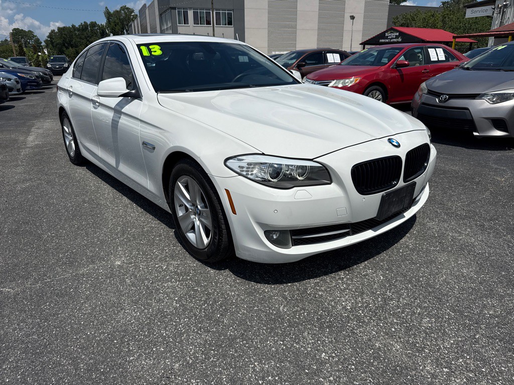 2013 BMW 5 Series Image 2
