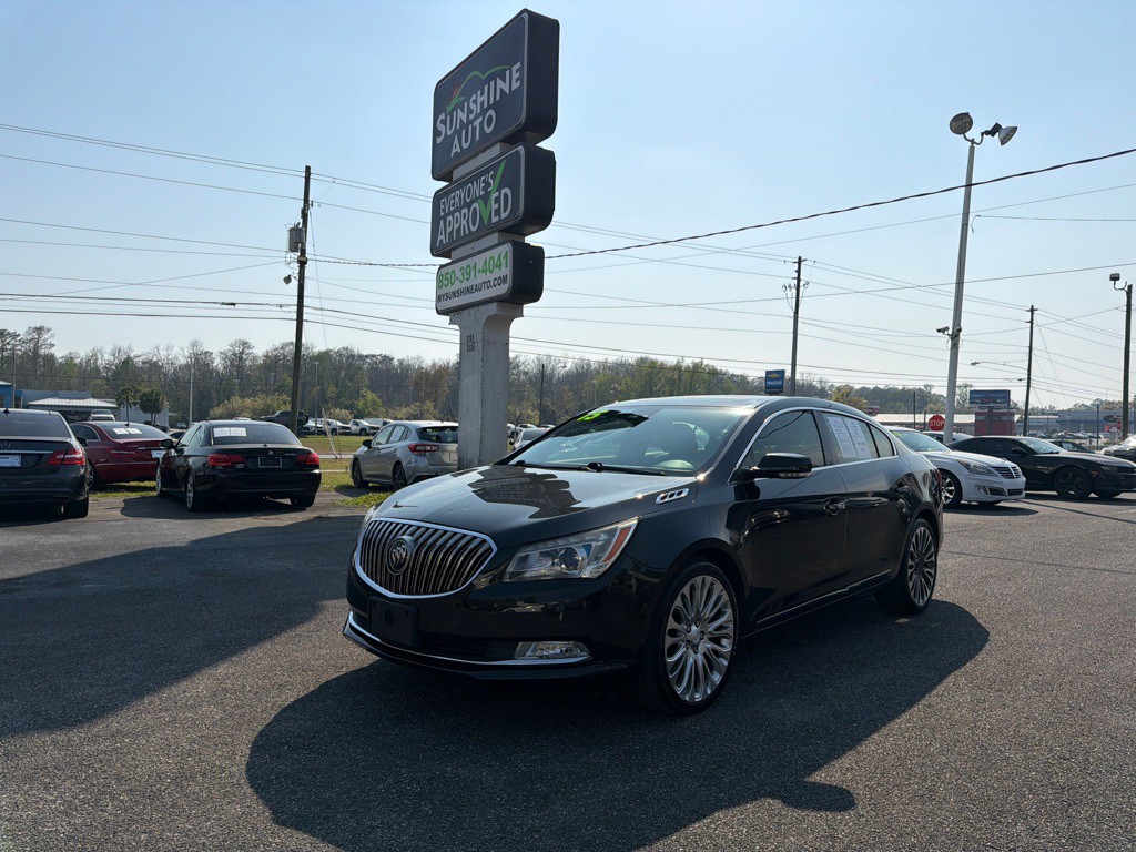 2015 Buick Lacrosse Image 1
