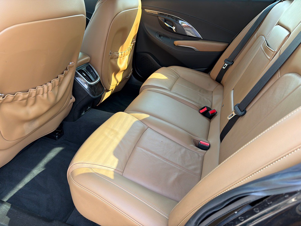 2015 Buick Lacrosse Image 6