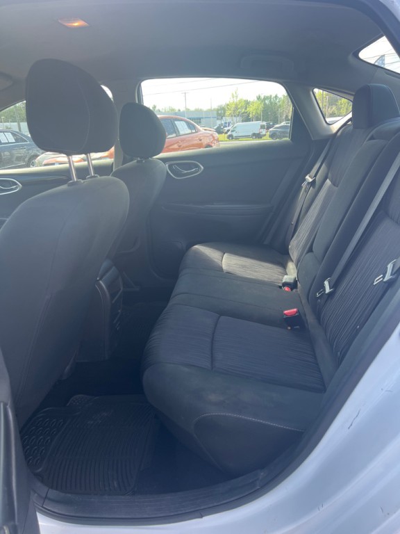 2019 Nissan Sentra Image 6