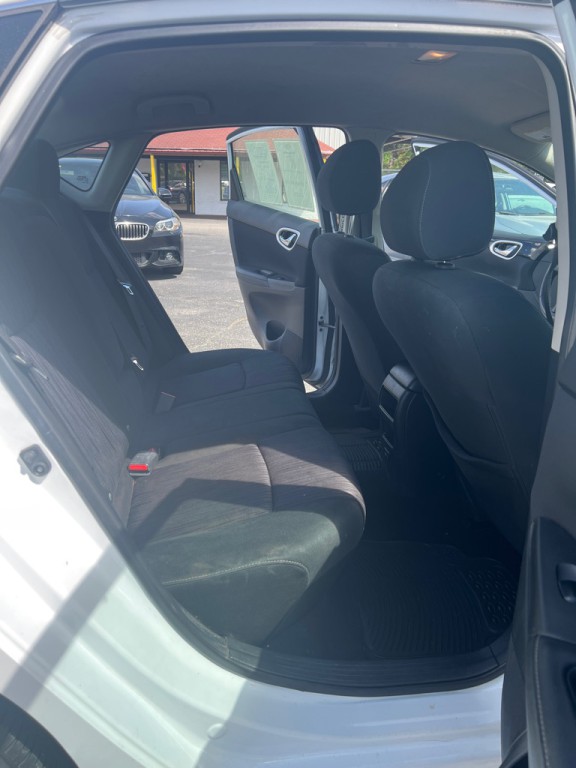 2019 Nissan Sentra Image 7