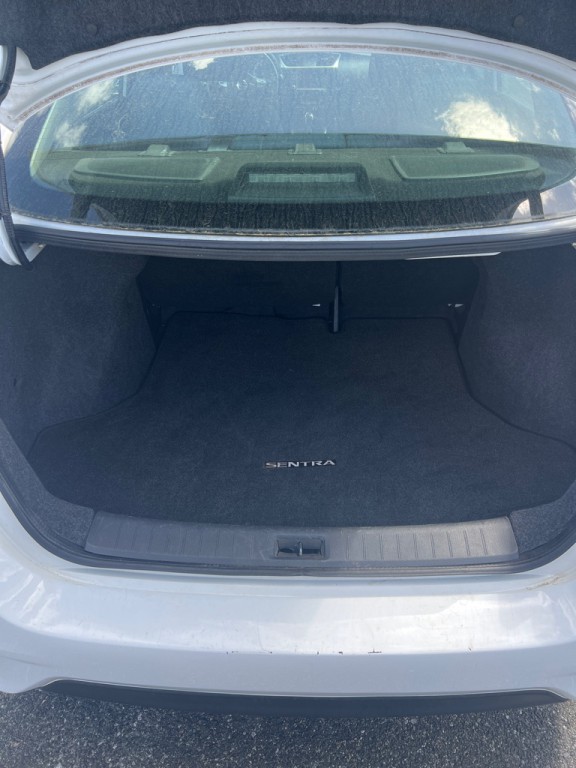 2019 Nissan Sentra Image 13