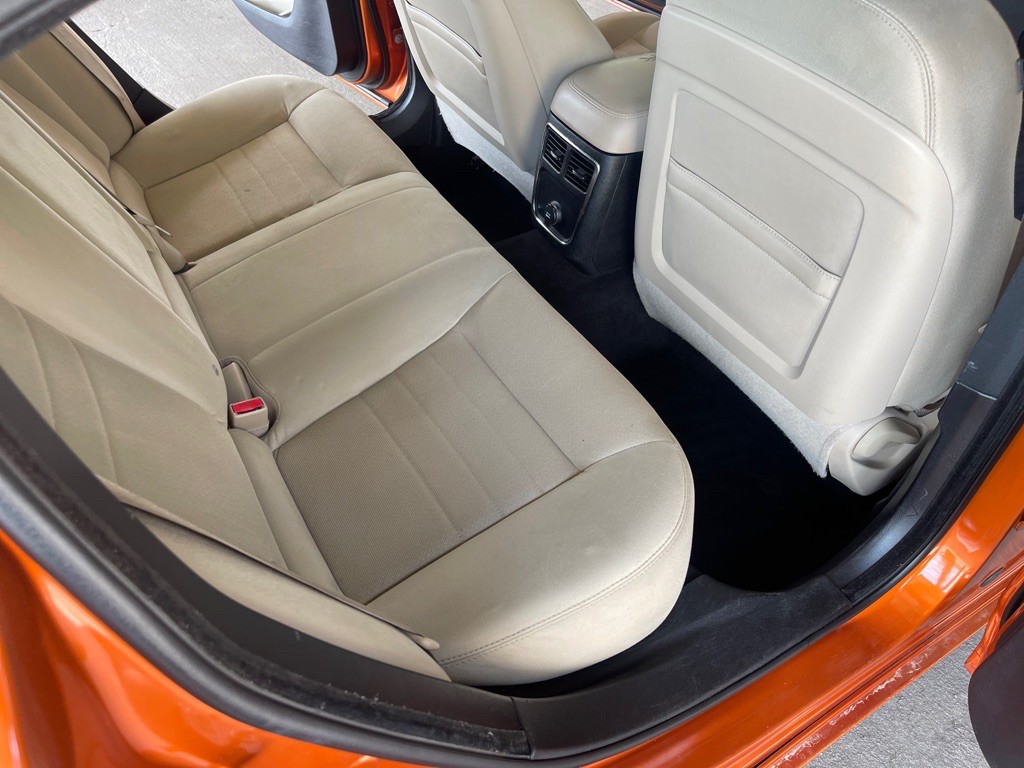 2011 Dodge Charger Image 20