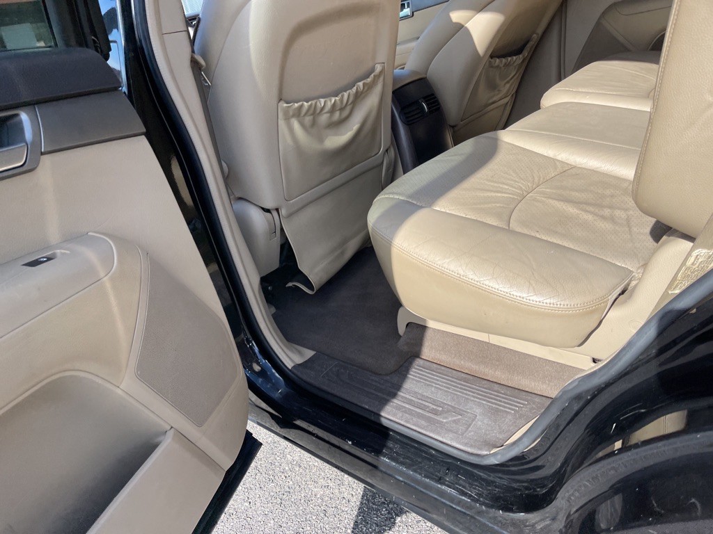 2009 Kia Borrego Image 10