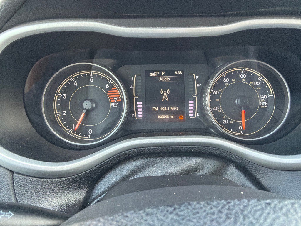 2018 Jeep Cherokee Image 12