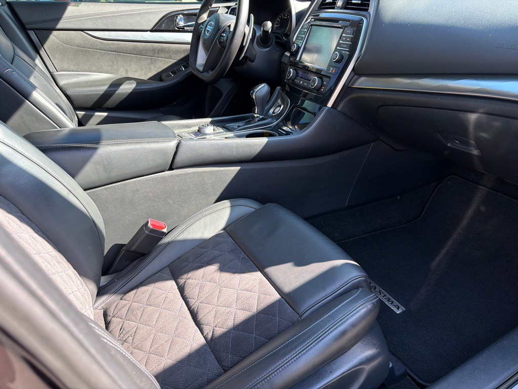 2016 Nissan Maxima Image 7