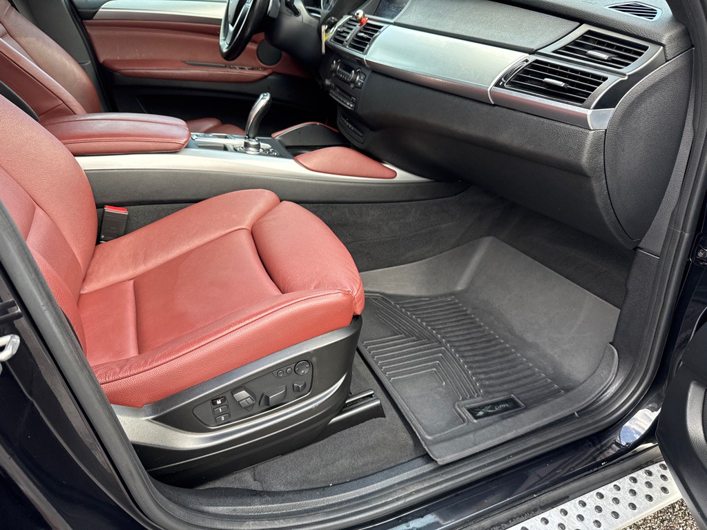 2012 BMW X6 Image 10