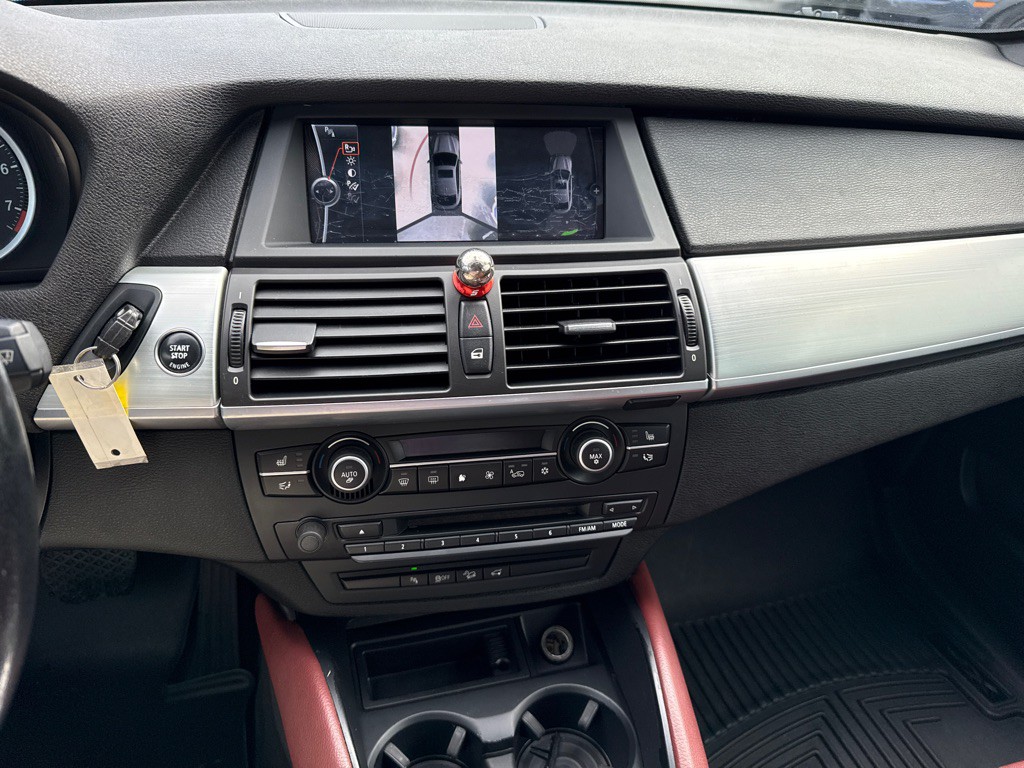 2012 BMW X6 Image 16