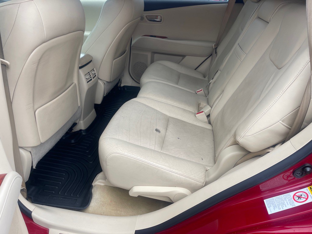 2010 Lexus RX Image 11