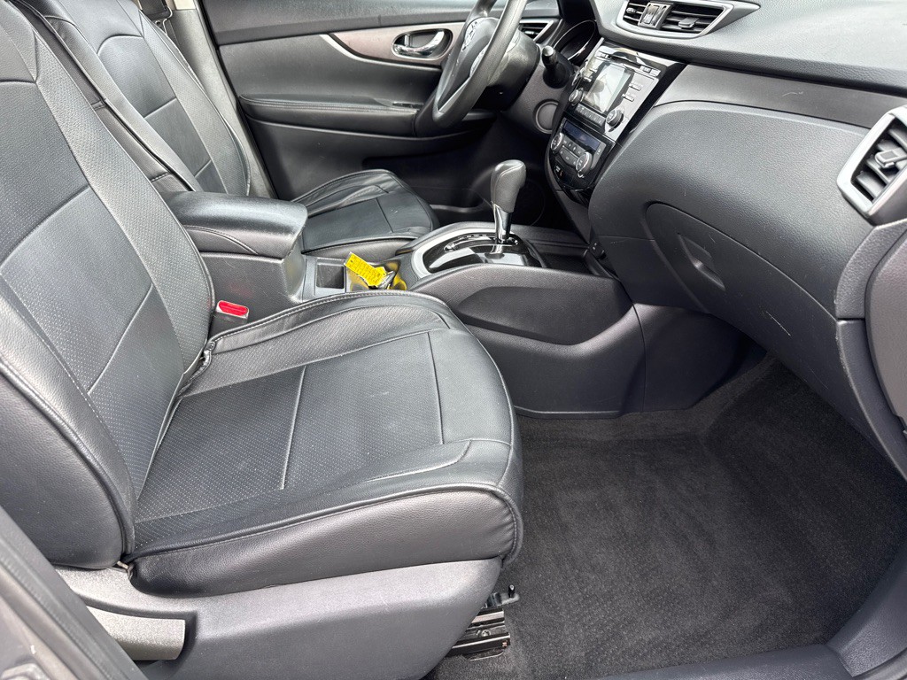 2016 Nissan Rogue Image 7