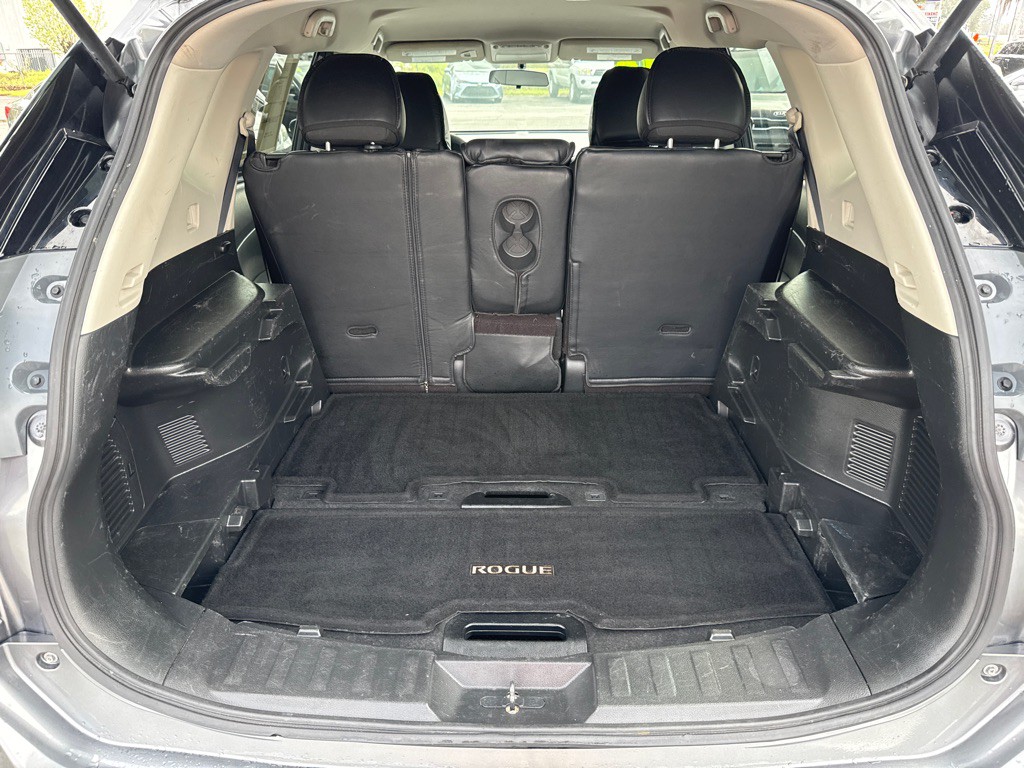 2016 Nissan Rogue Image 10