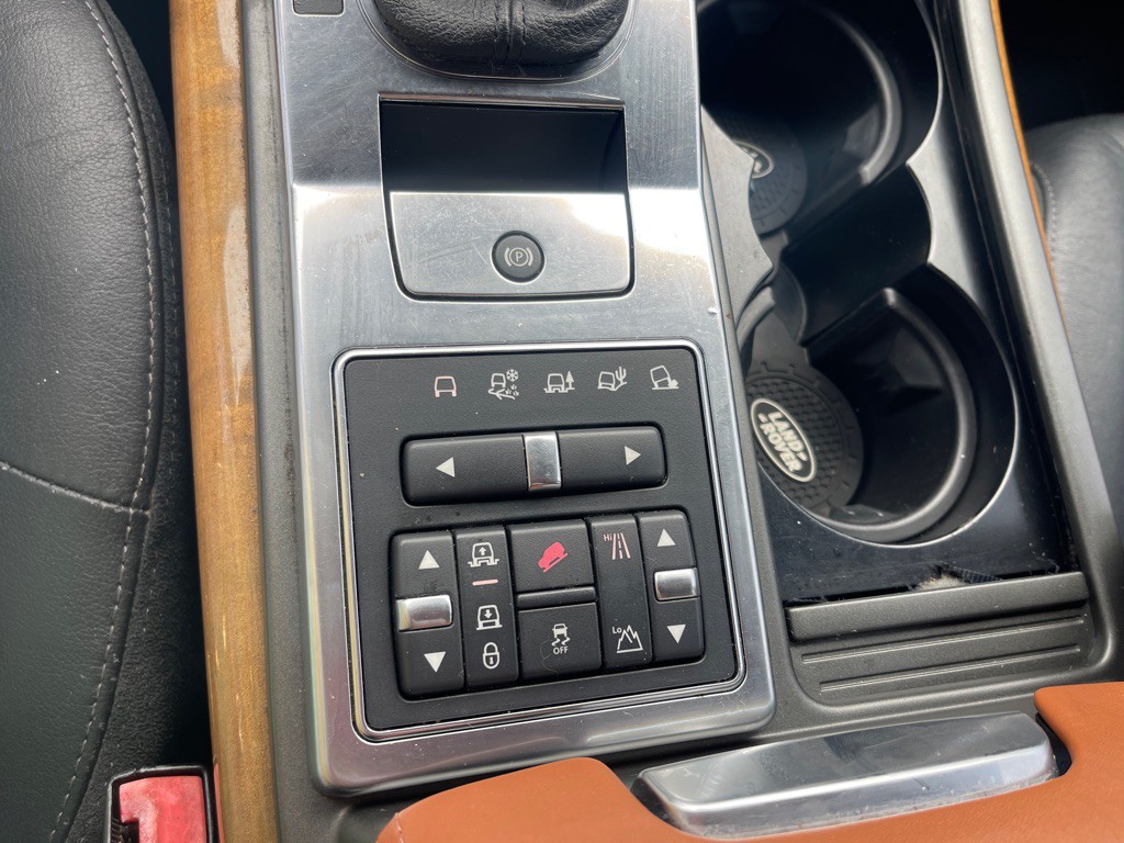 2012 Land Rover Range Rover Sport Image 26