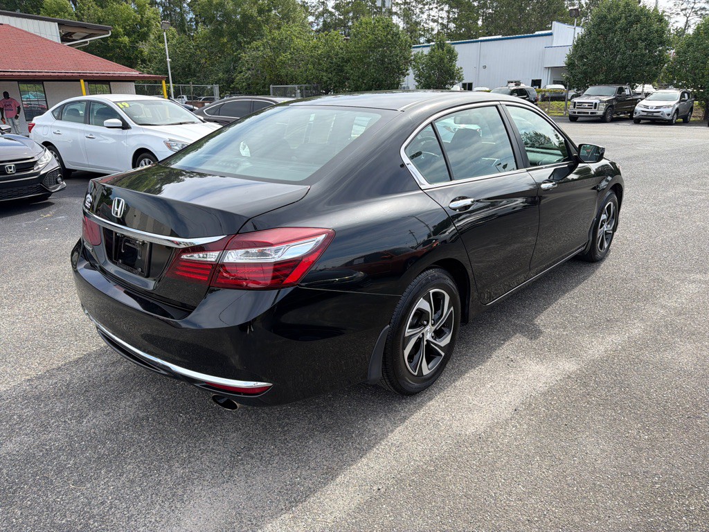 2017 Honda Accord Image 3