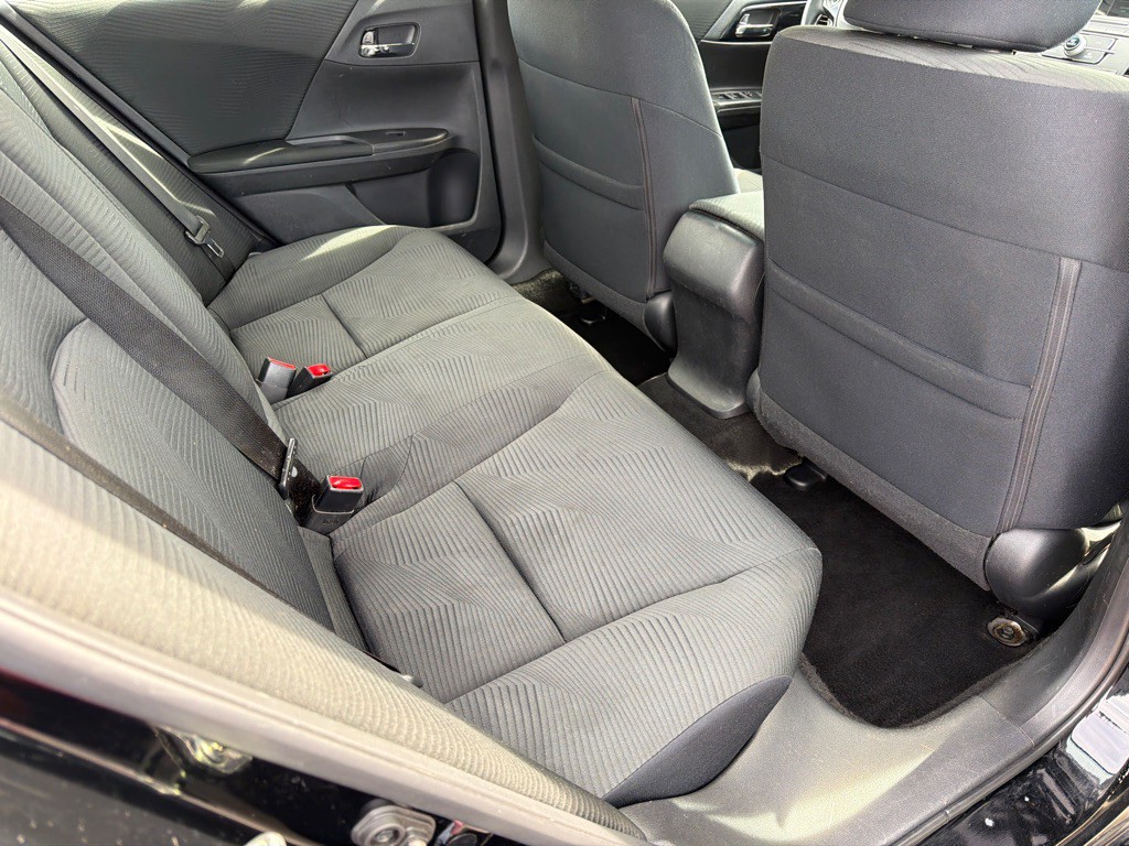 2017 Honda Accord Image 8