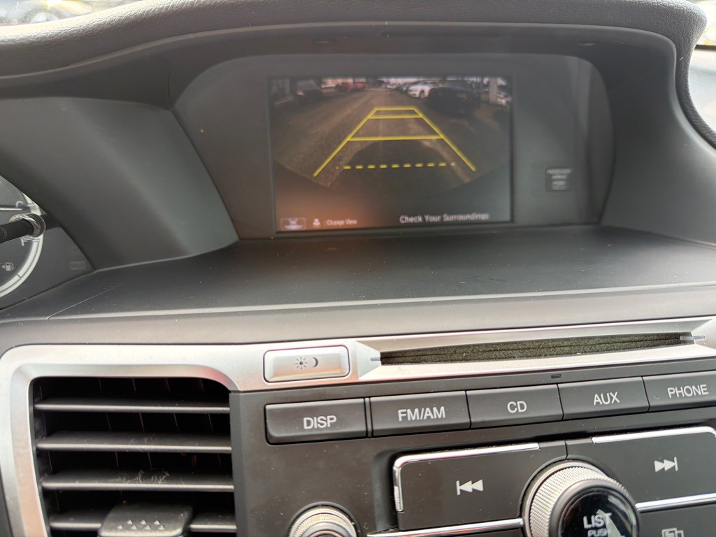 2017 Honda Accord Image 11