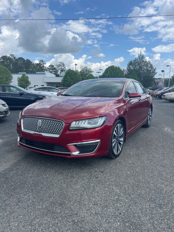 2018 Lincoln MKZ Image 2