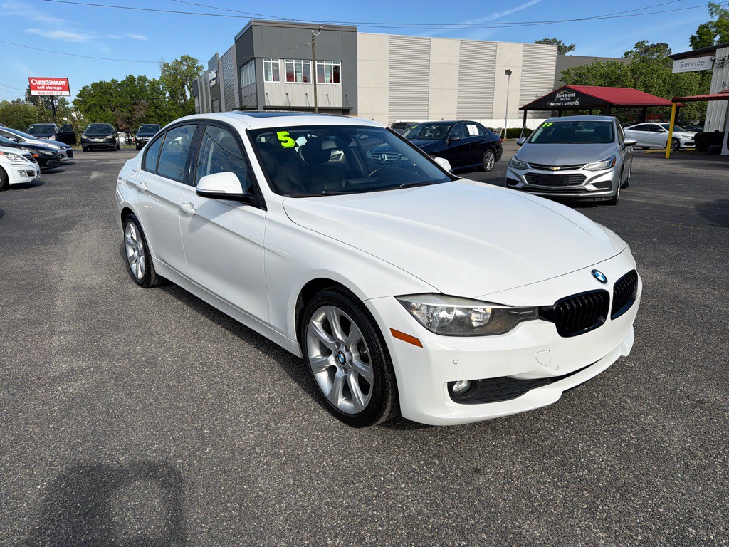 2015 BMW 3 Series Image 2