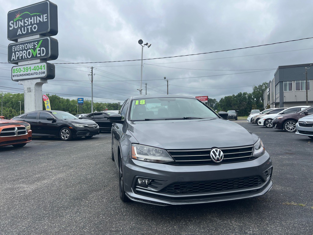 2018 Volkswagen Jetta Image 2
