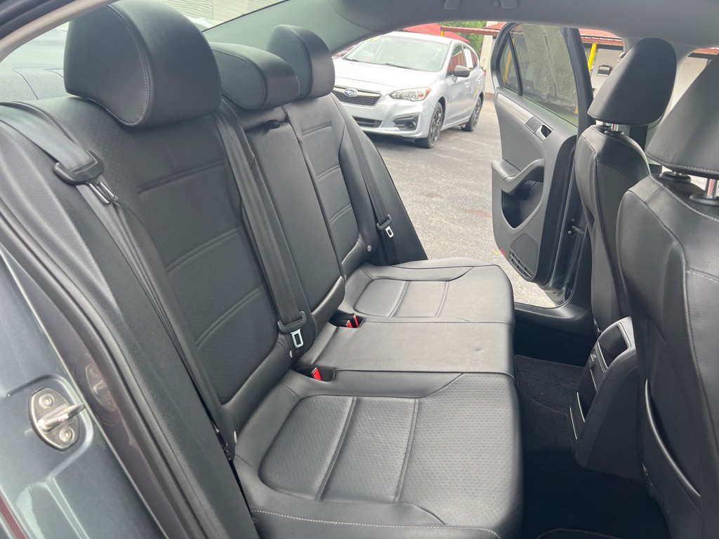 2018 Volkswagen Jetta Image 7