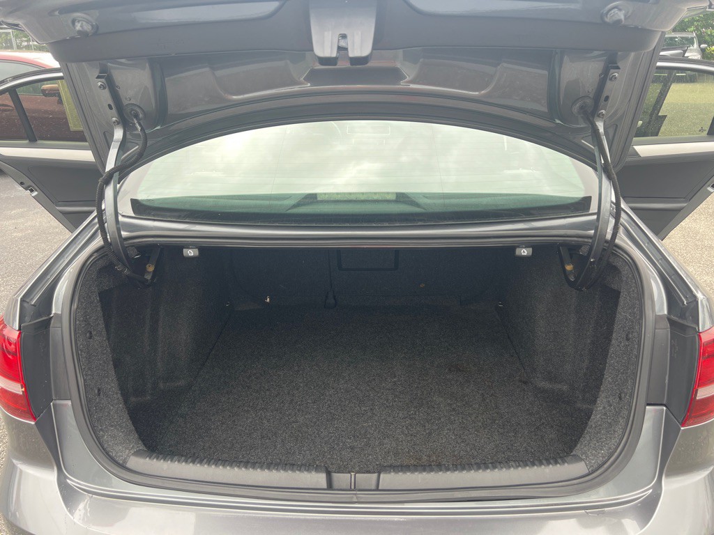 2018 Volkswagen Jetta Image 9