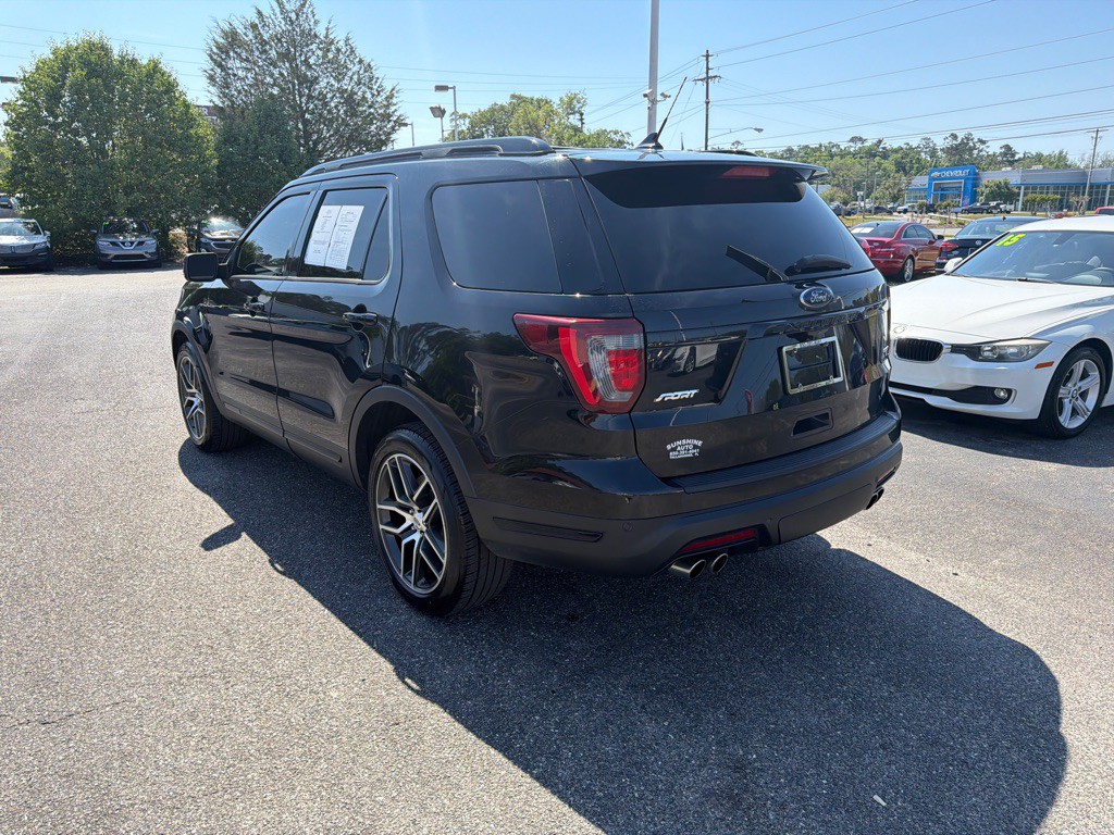 2019 Ford Explorer Image 4